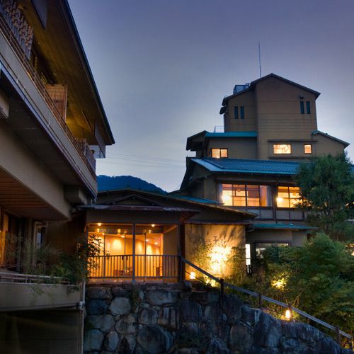 有馬温泉　高山荘　華野